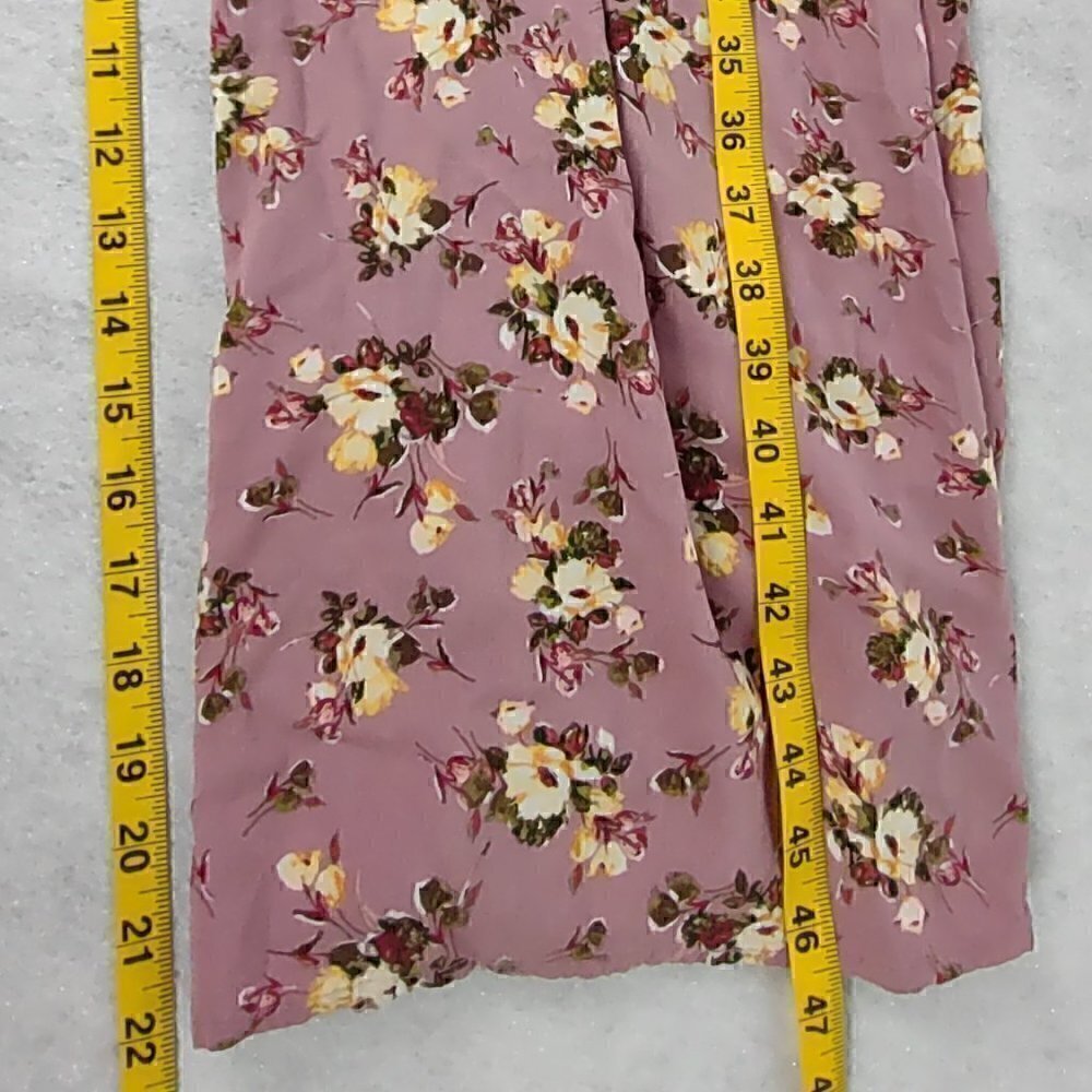 Xhilaration Mauve Floral Ruffle Strappy Cropped Wide Leg Jumpsuit Size Large - Picture 8 of 10